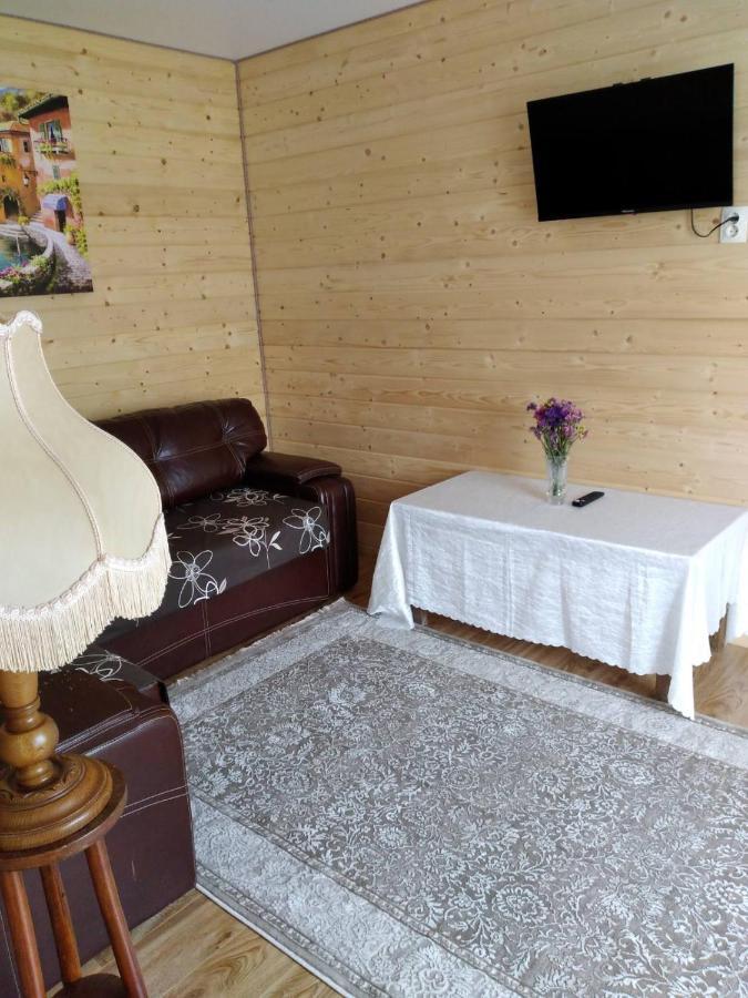 Апартаменты в самом центре Почаева Екстер'єр фото